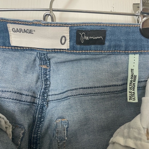Garage || Ultra High Rise Skinny Jeans with Side Line Detailing - Picture 4 of 4